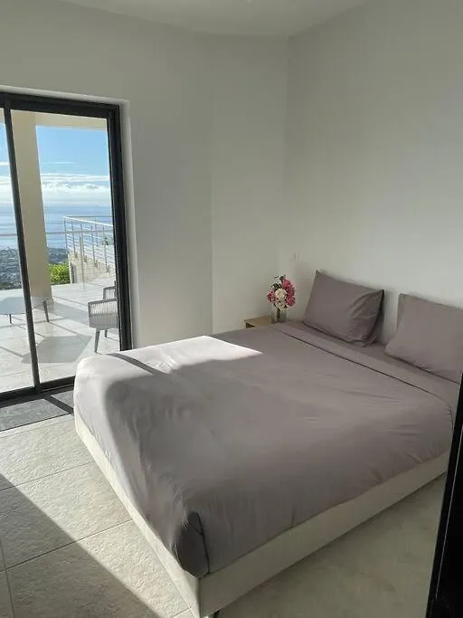 La Villa Pamatai Hills Faaa 0*,