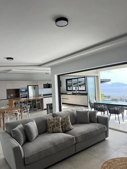 La Villa Pamatai Hills Faaa